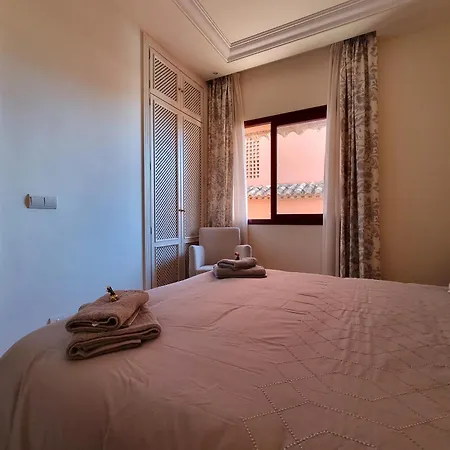 Jardines De Don Carlos Apartman Marbella