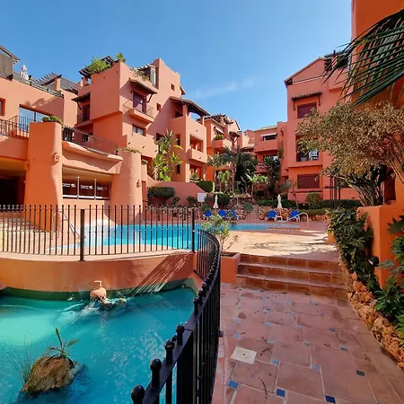 Jardines De Don Carlos Apartman Marbella