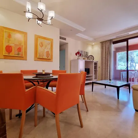 Jardines De Don Carlos * 马尔韦利亚